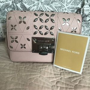 Michael Kors Tina small clutch floral crossbody